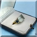 J09. 18K Gold ring. 